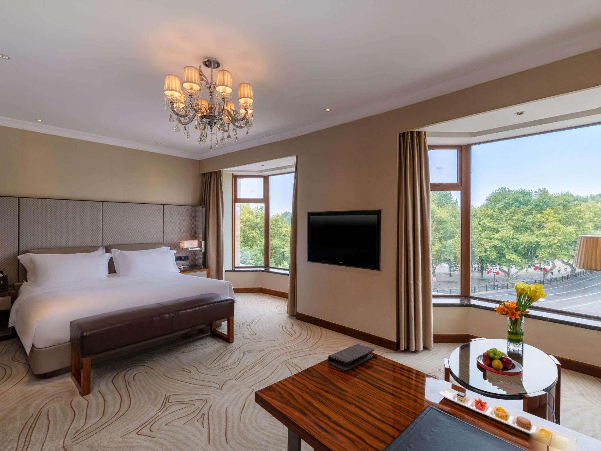 Sofitel Hangzhou Westlake - Few Steps To West Lake, With Panoramic Lake View Terrace Eksteriør billede