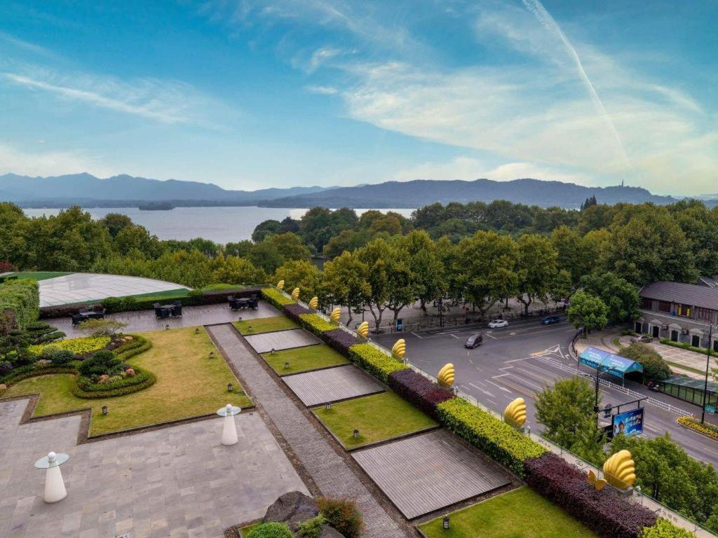 Sofitel Hangzhou Westlake - Few Steps To West Lake, With Panoramic Lake View Terrace Eksteriør billede